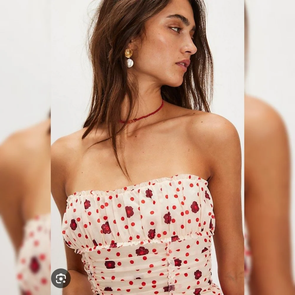 Scottie Printed Tube Top Ivory Tea Combo Red And White